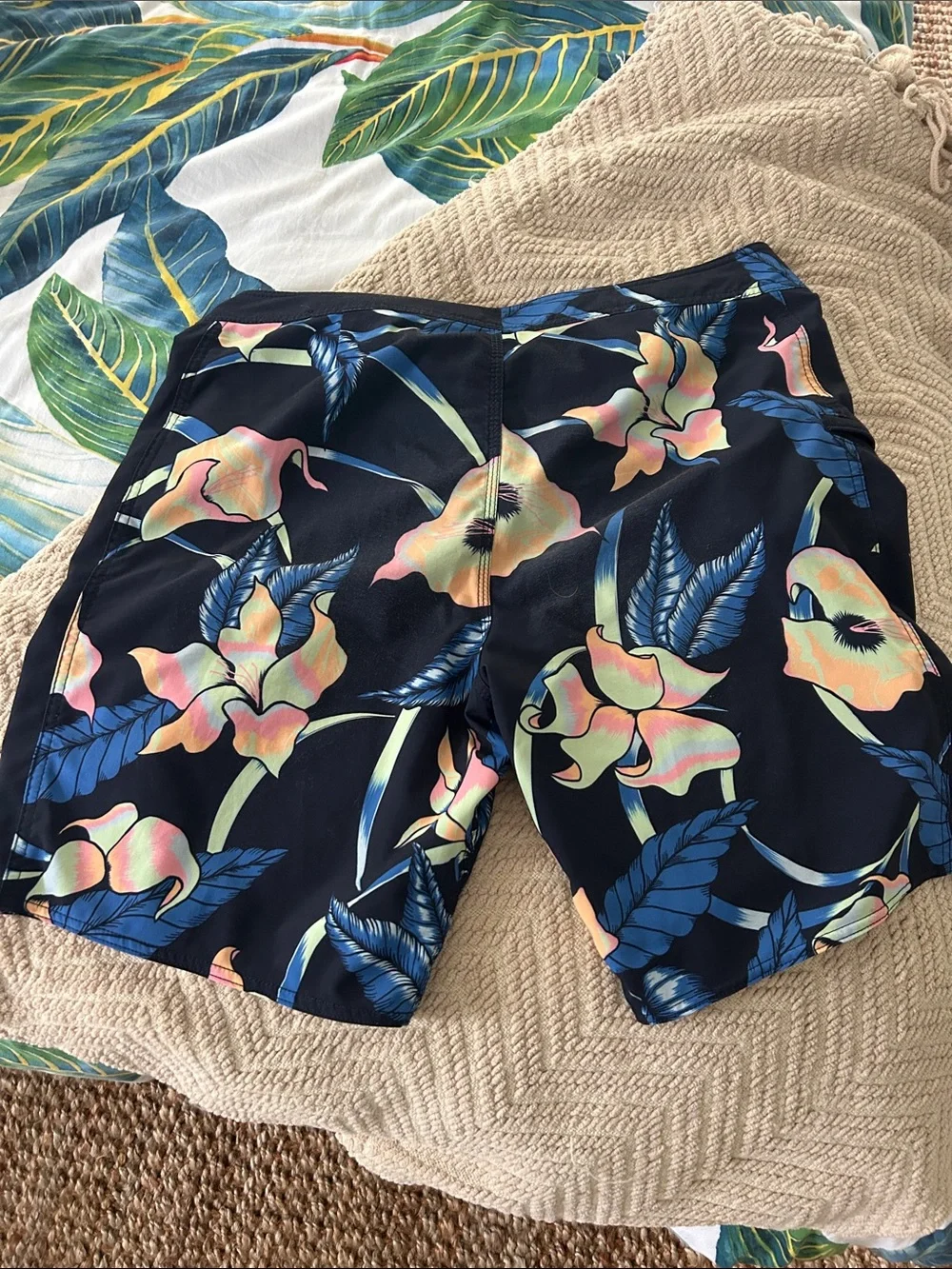 Men’s Volcom Mod-Tech Swim Shorts